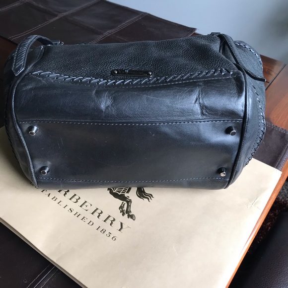 Burberry Black Leather United Kingdom Tote $1095 - Picture 7 of 8